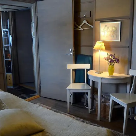 Hotel Lossiranta Tavis 3*