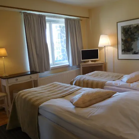 罗西兰塔旅舍 3*