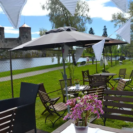 Hotel Lossiranta Tavis 3*