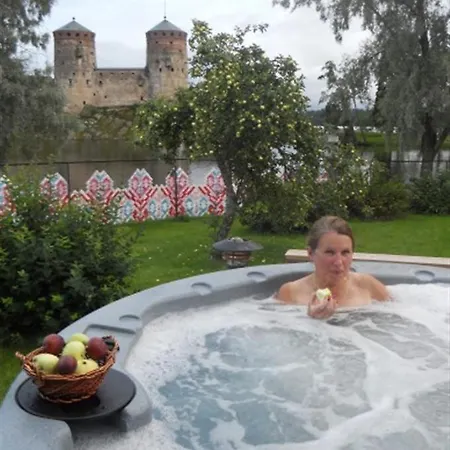 Lossiranta Tavis Hotell